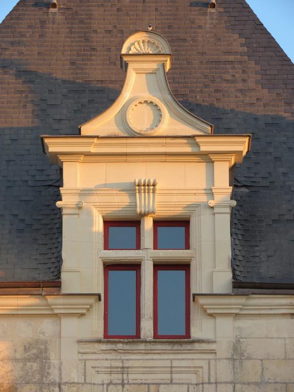 Le Chatelet Thilouze Екстериор снимка
