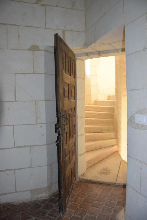 Le Chatelet Thilouze Екстериор снимка