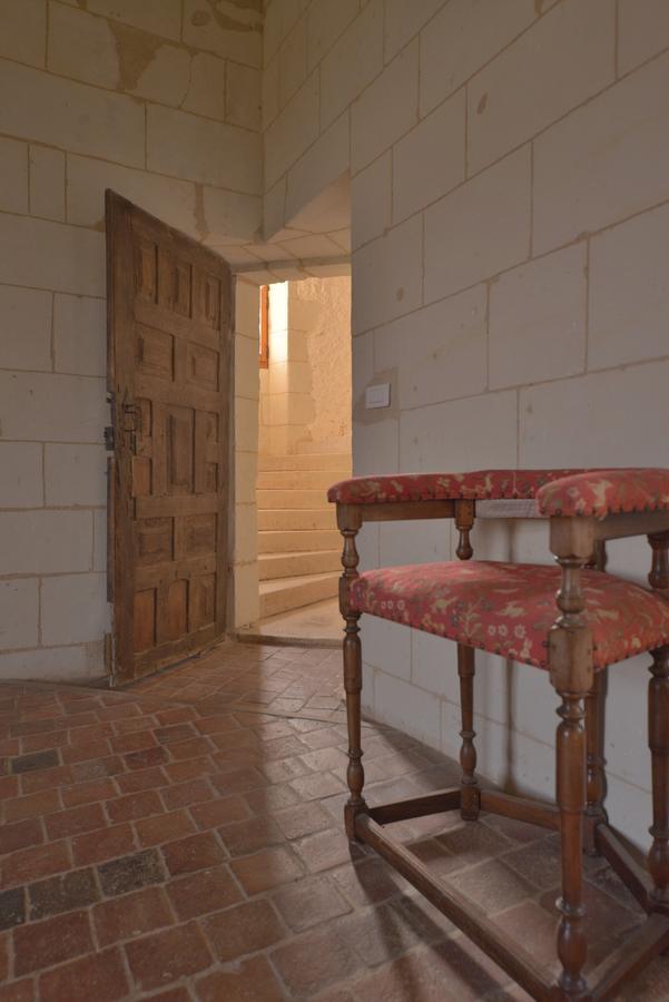Le Chatelet Thilouze Екстериор снимка